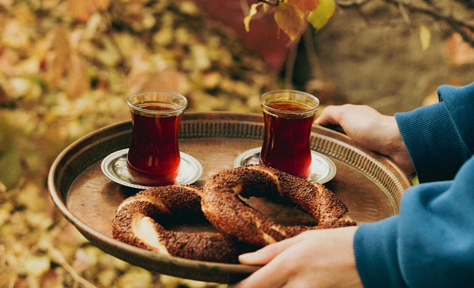 Welcome to Türkiye: Hospitality & Traditions