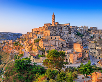 Best of Southern Italy
Polignano a Mare | Lecce | Alberobello | Matera | Pompeii | Amalfi Coast (10 Days)