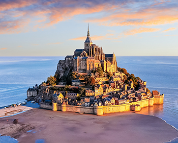 Paris & Normandy
Paris | Versailles | Bayeux | Mont St Michel | Normandy Beaches 
(8 Days)
